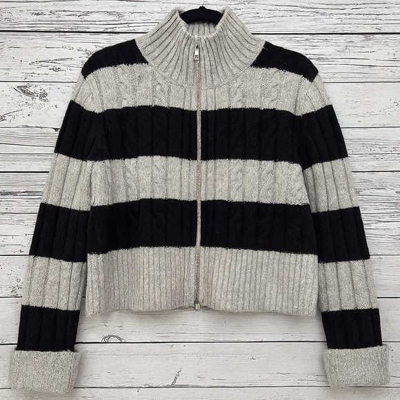NYC Knits Women's Gray & Black Cropped Zip-up Ribbed Knit Jacket, size Large - Picture 1 of 8